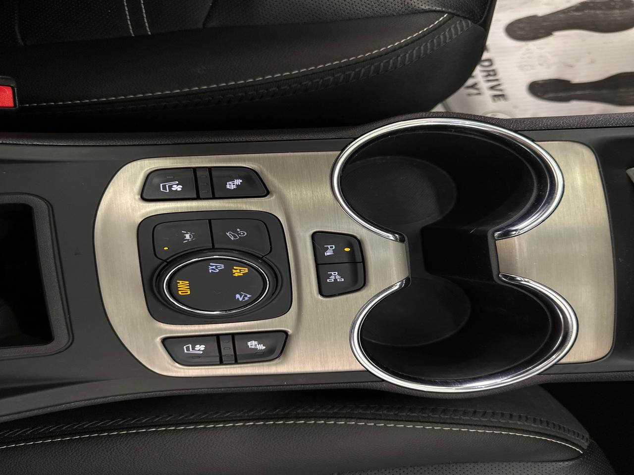 2024 GMC Terrain Denali 4dr All-Wheel Drive Photo