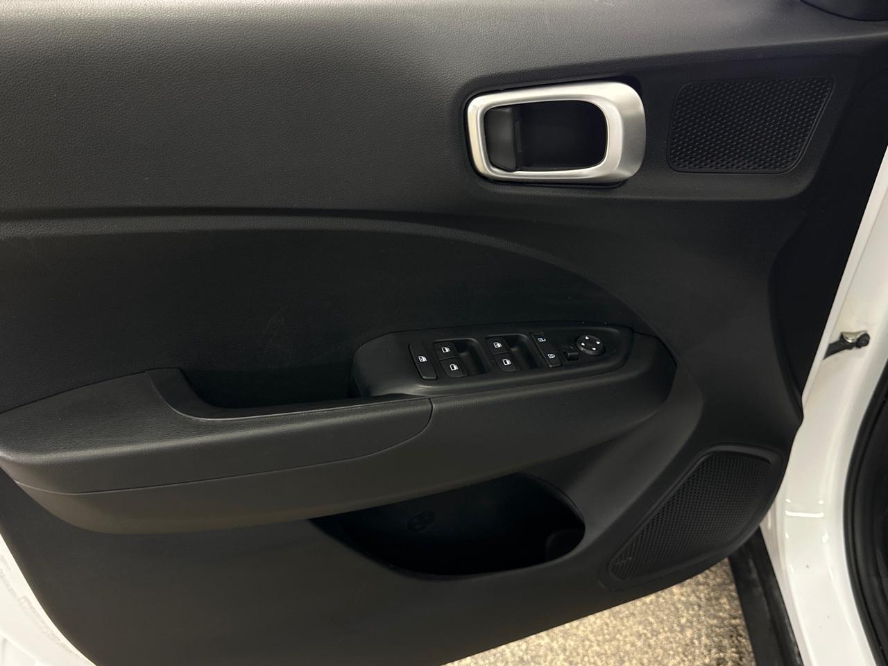 2024 Hyundai Venue Preferred 4dr Front-Wheel Drive Photo