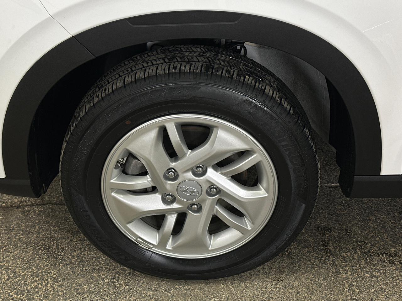 2024 Hyundai Venue Preferred 4dr Front-Wheel Drive Photo