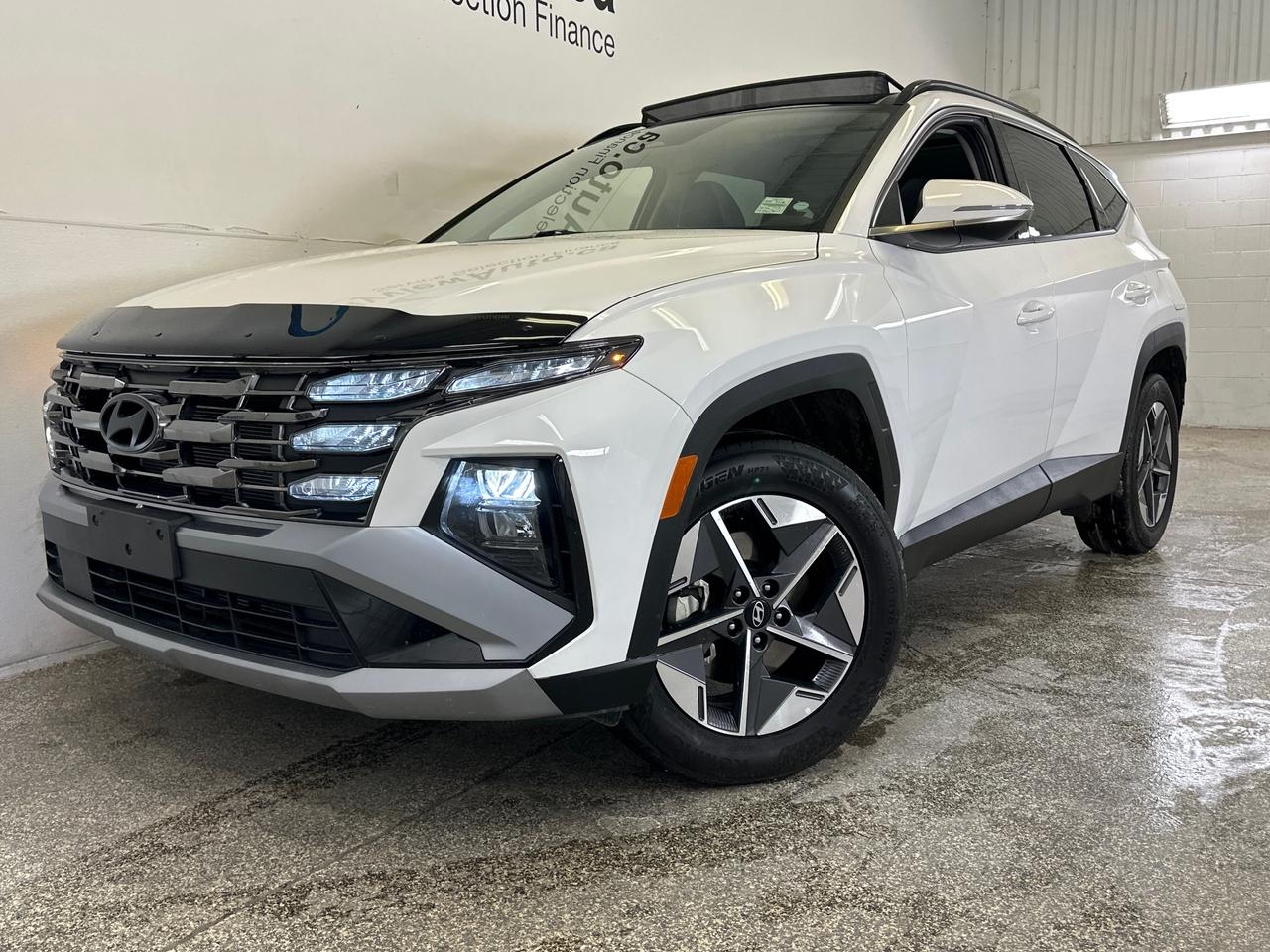 2025 Hyundai Tucson Preferred w/Trend Package 4dr All-Wheel Drive Photo2