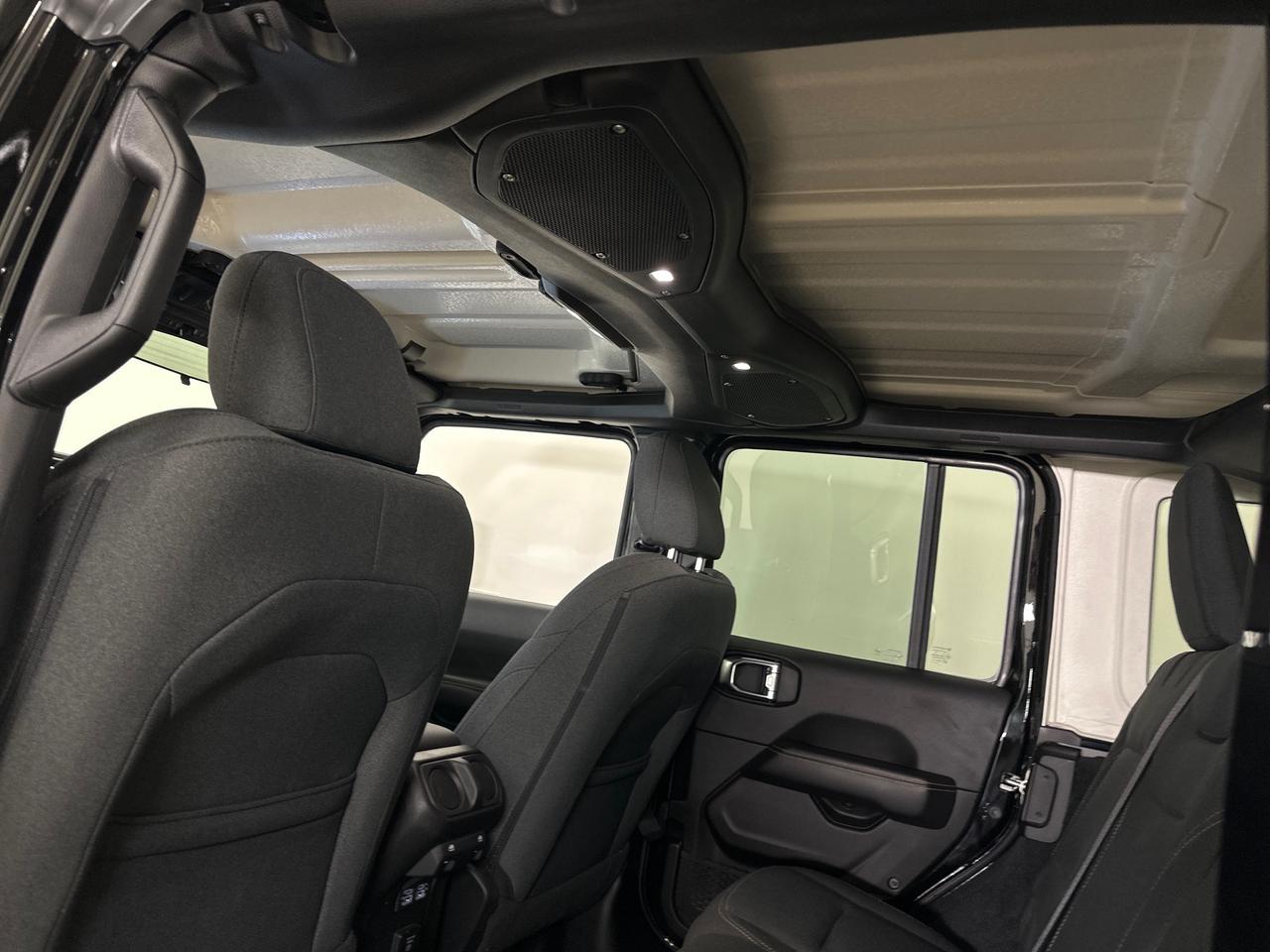 2024 Jeep Wrangler SAHARA 4DR 4X4 Photo