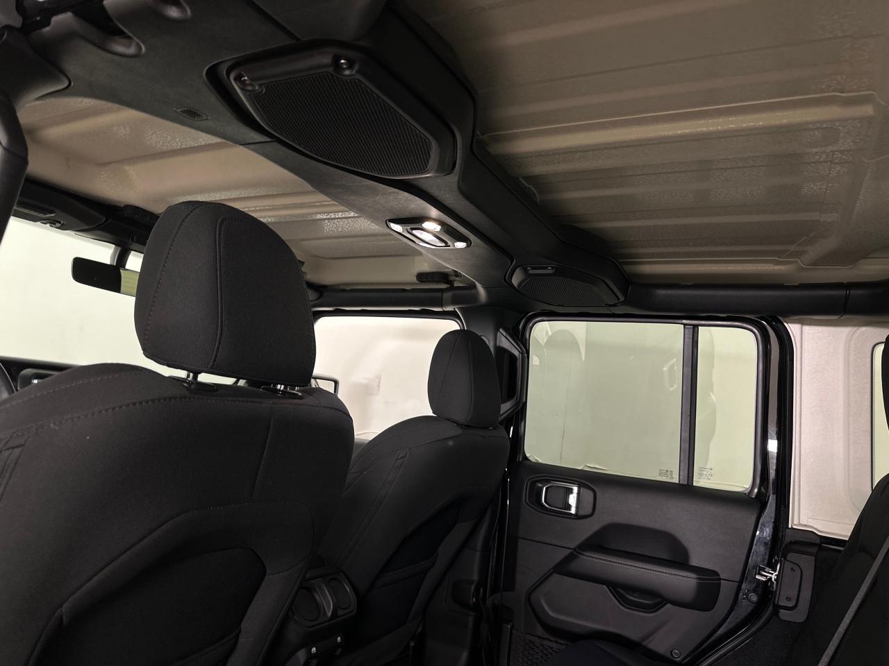 2023 Jeep Wrangler SAHARA 4DR 4X4 Photo