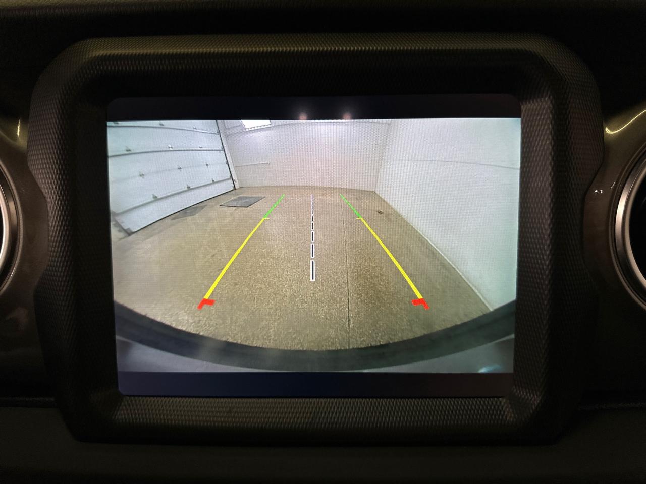 2023 Jeep Wrangler SAHARA 4DR 4X4 Photo