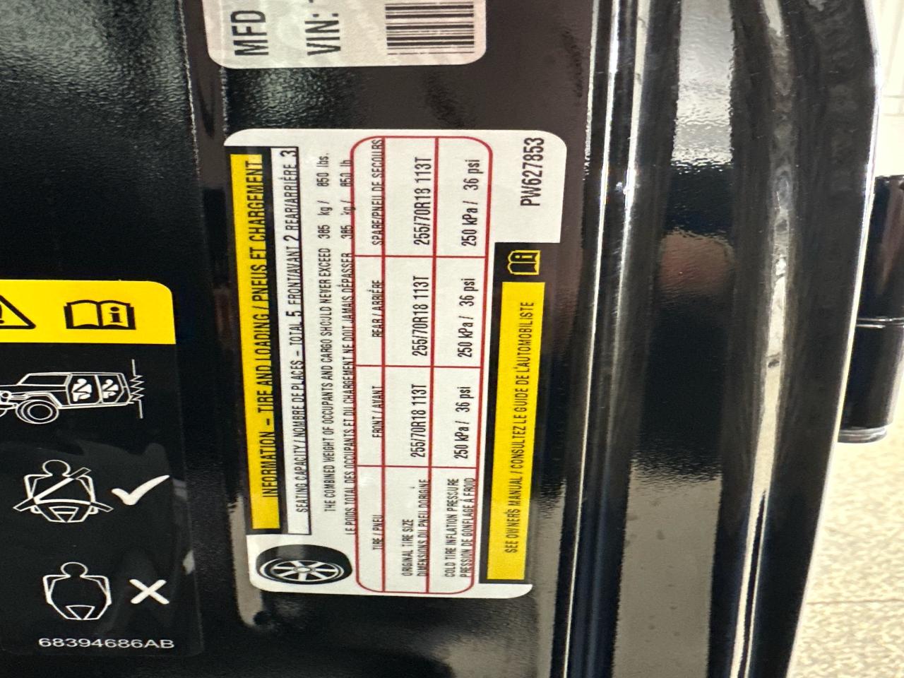 2023 Jeep Wrangler SAHARA 4DR 4X4 Photo