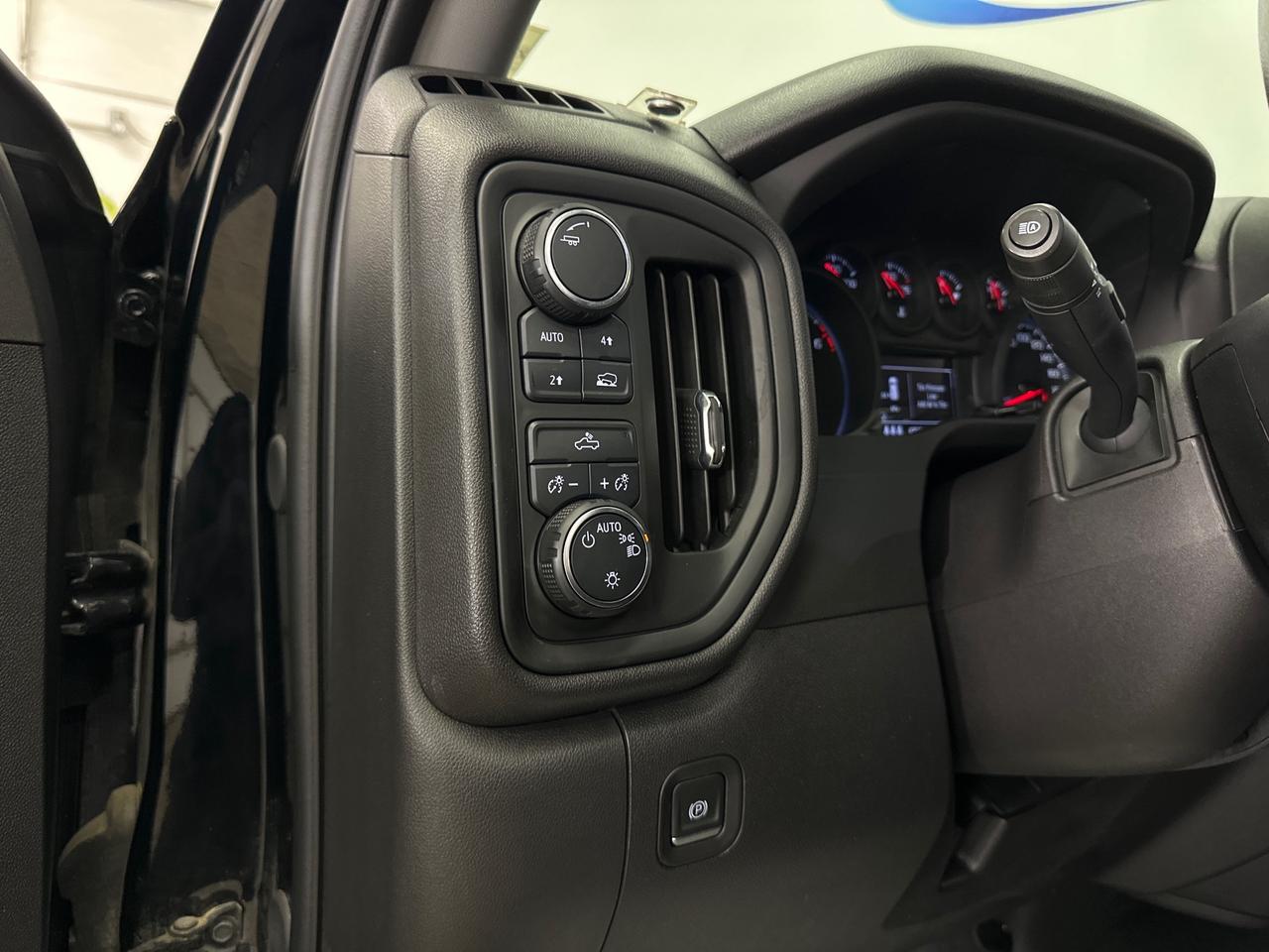 2024 Chevrolet Silverado 1500 Custom Photo