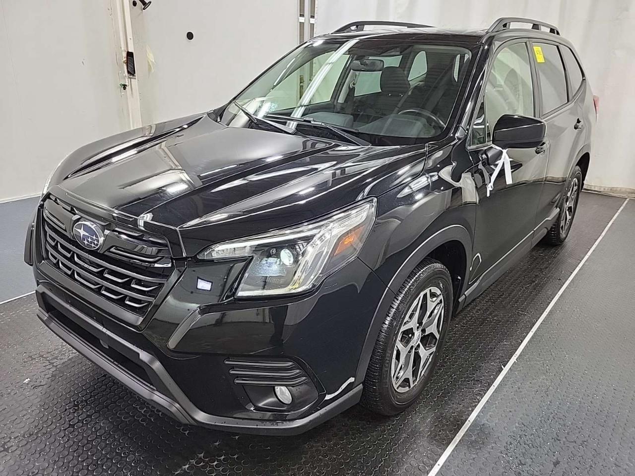 2022 Subaru Forester Touring 4dr All-Wheel Drive Photo