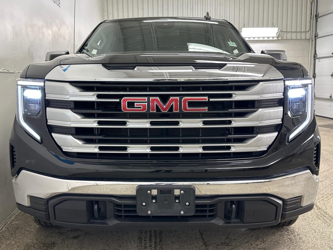 2023 GMC Sierra 1500 SLE Photo
