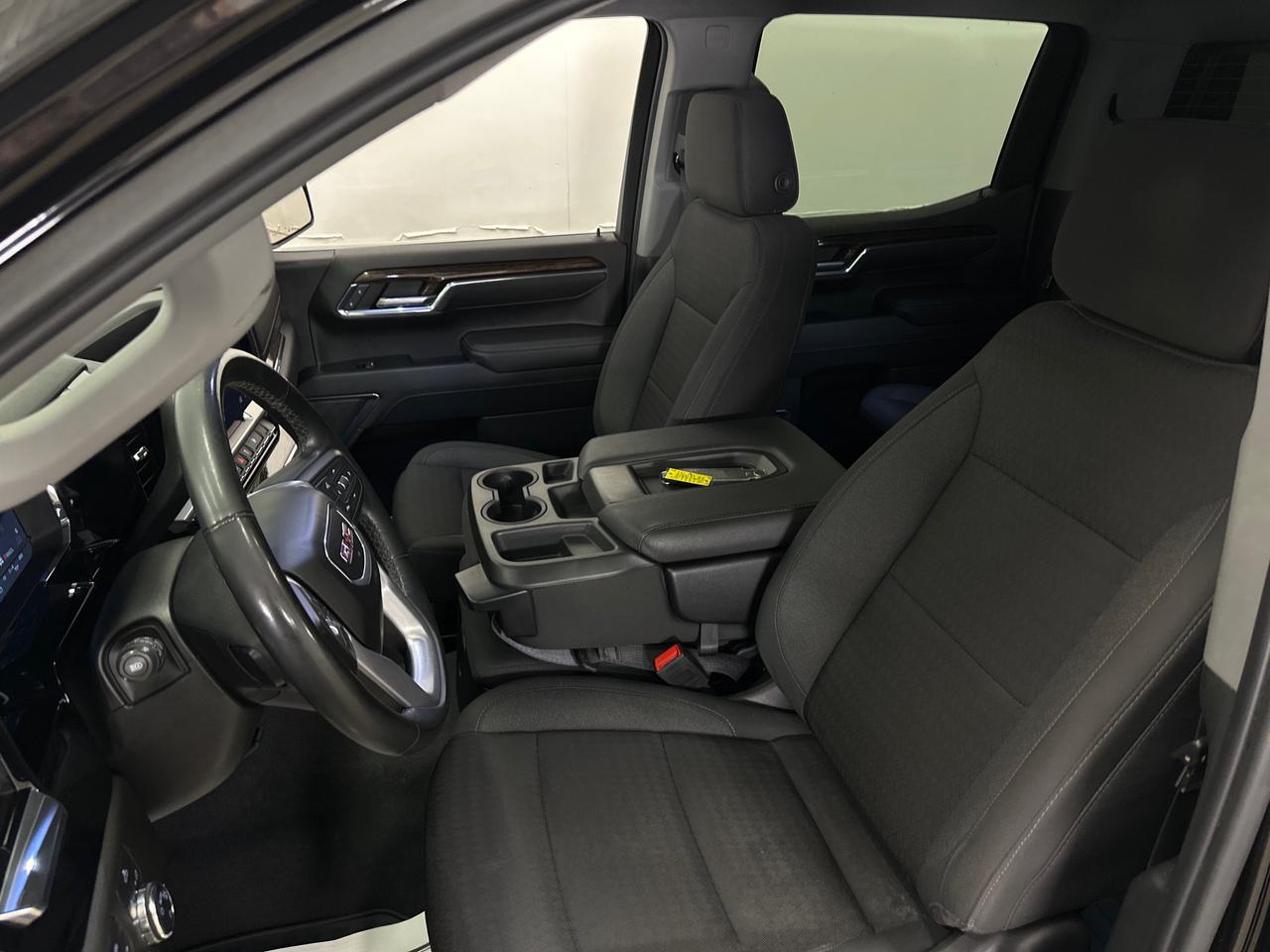 2023 GMC Sierra 1500 SLE Photo