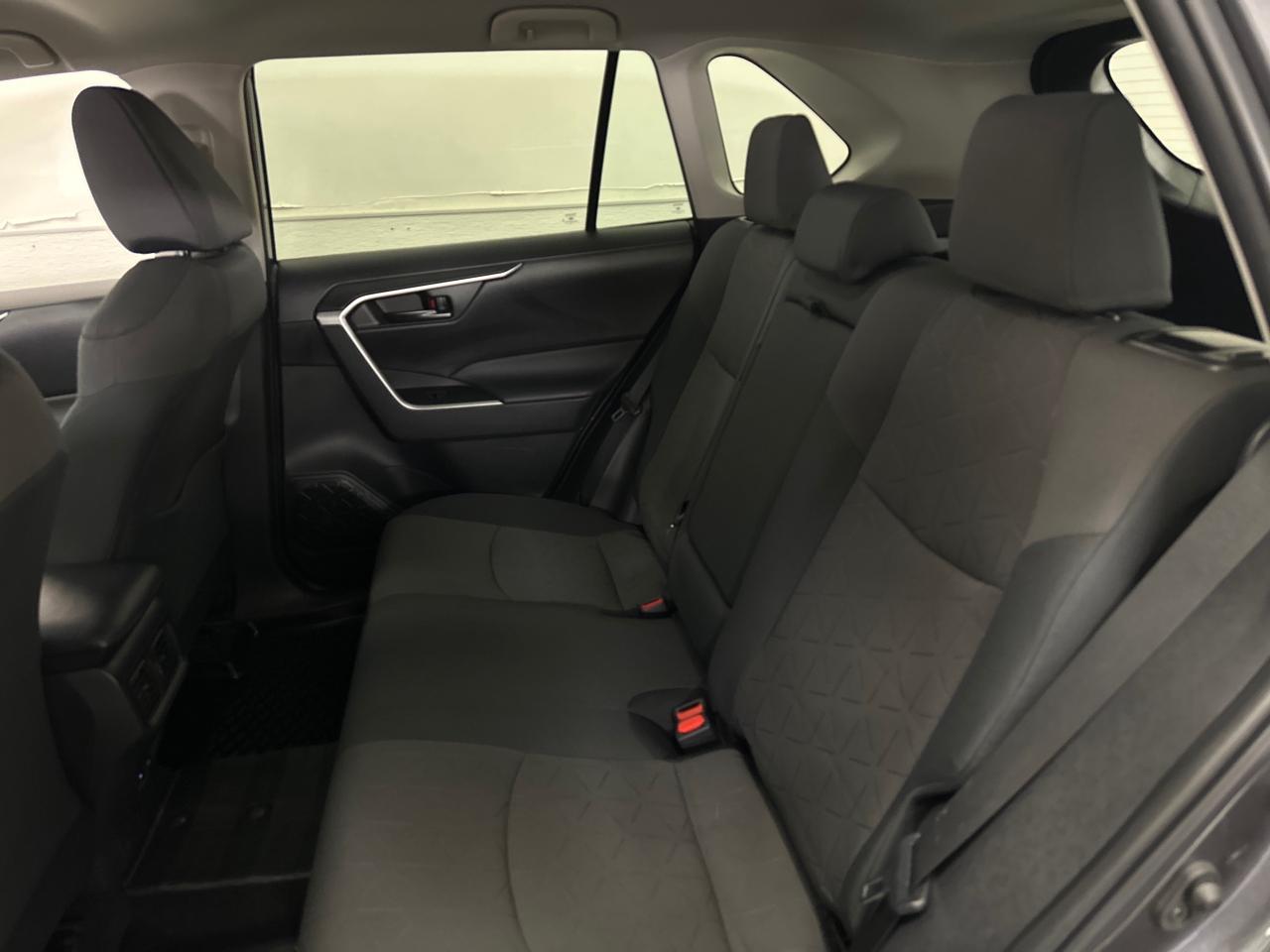 2023 Toyota RAV4 LE 4dr All-wheel Drive Photo