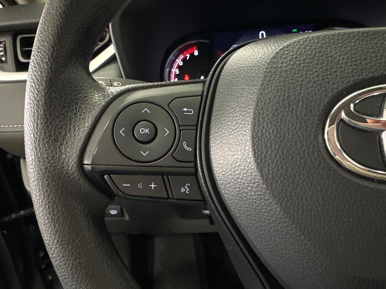 2023 Toyota RAV4 LE 4dr All-wheel Drive Photo