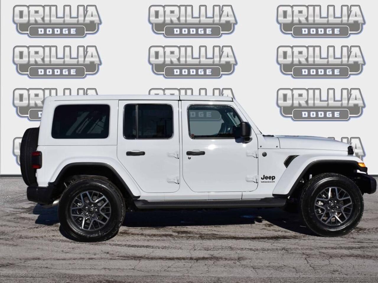 2025 Jeep Wrangler SAHARA   TECH GROUP   SAFETY GROUP   TRAILER TOW Photo2