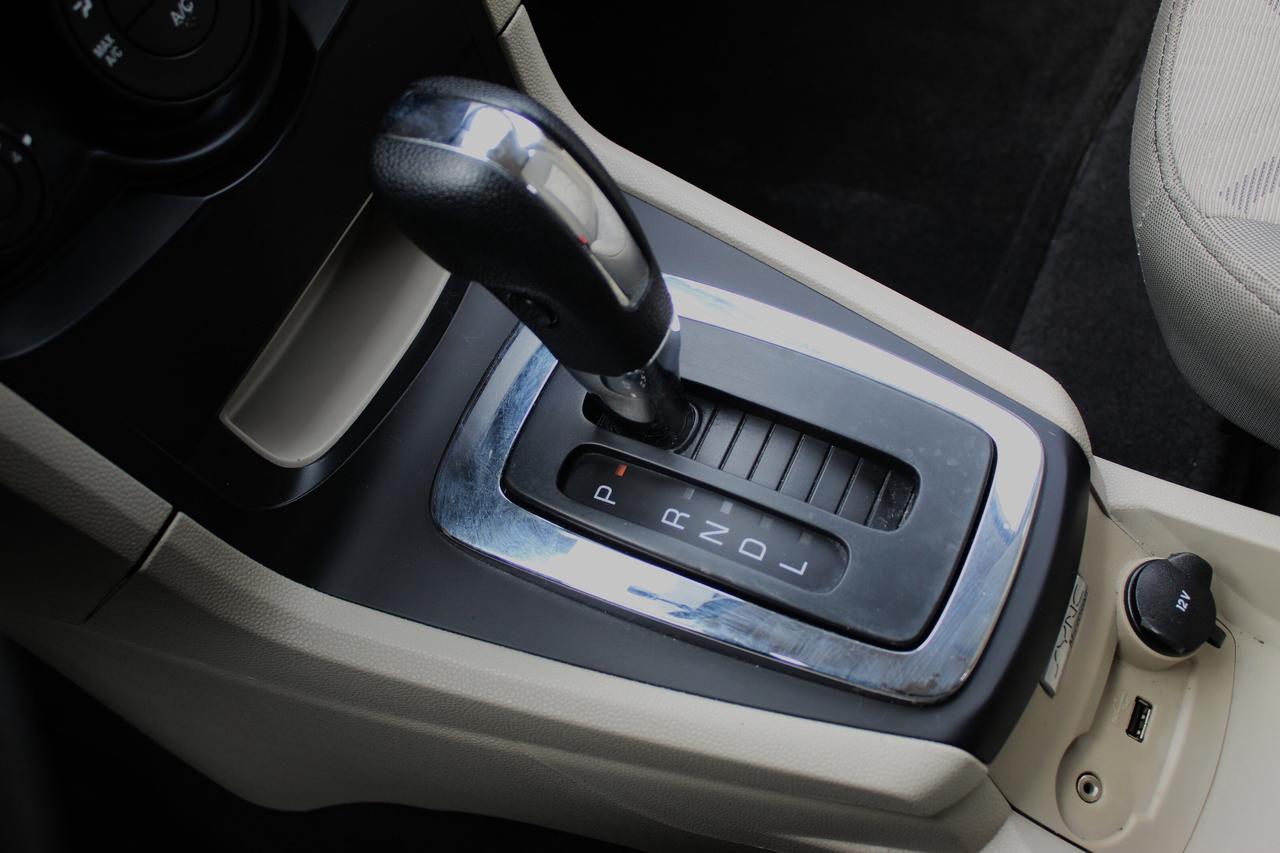 2013 Ford Fiesta SE Photo