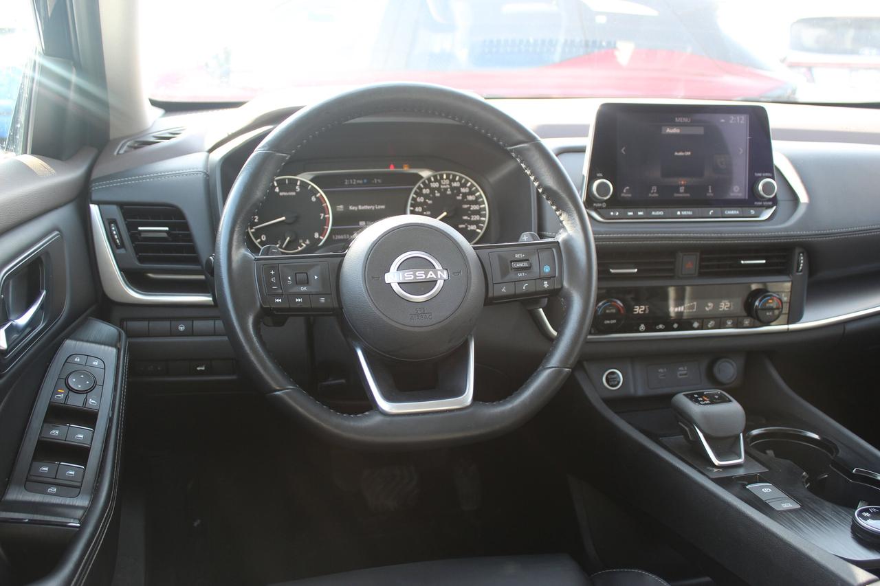 2023 Nissan Rogue SV MOONROOF Photo