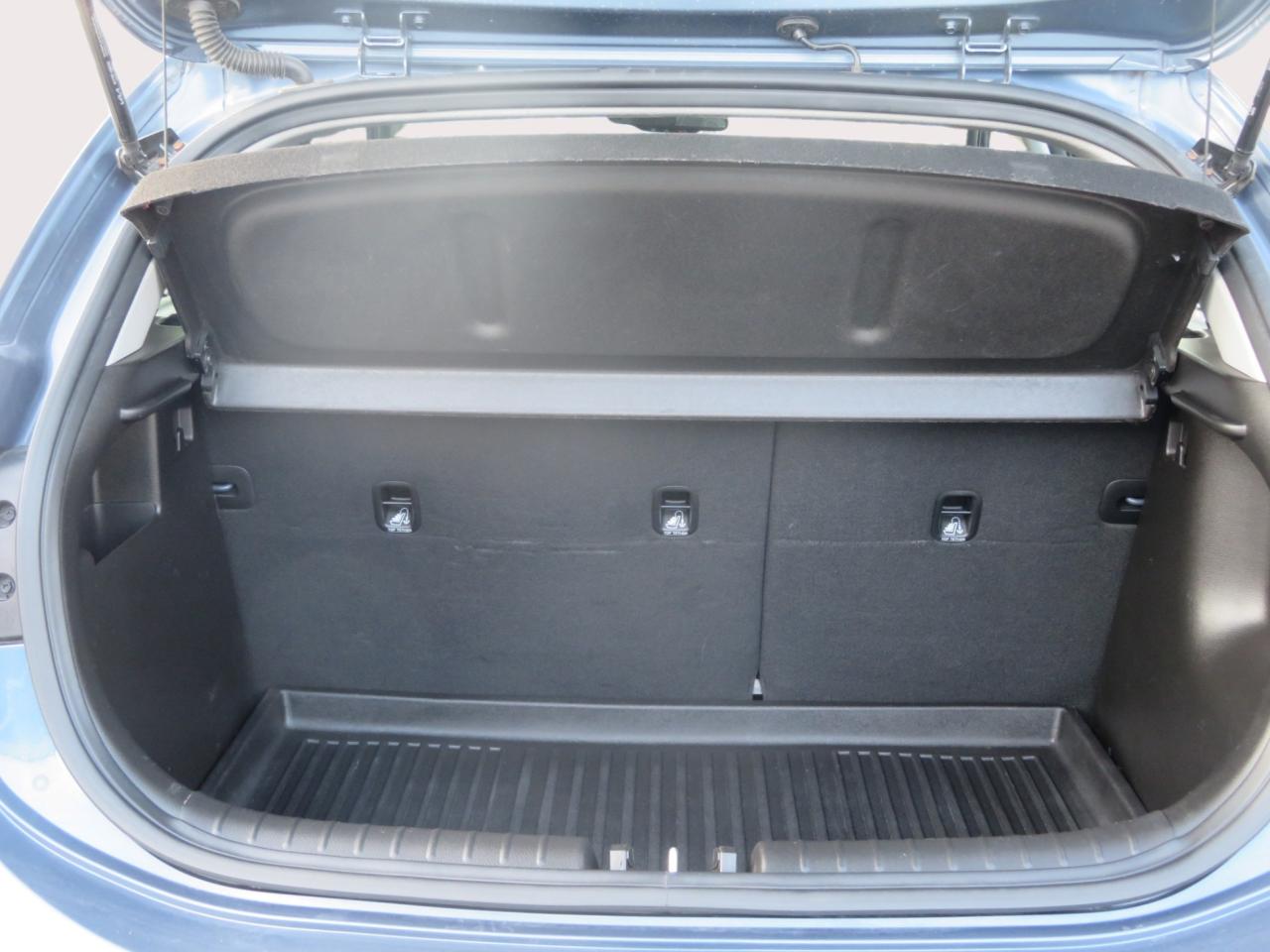 2022 Kia Rio 5-door EX Premium IVT Photo