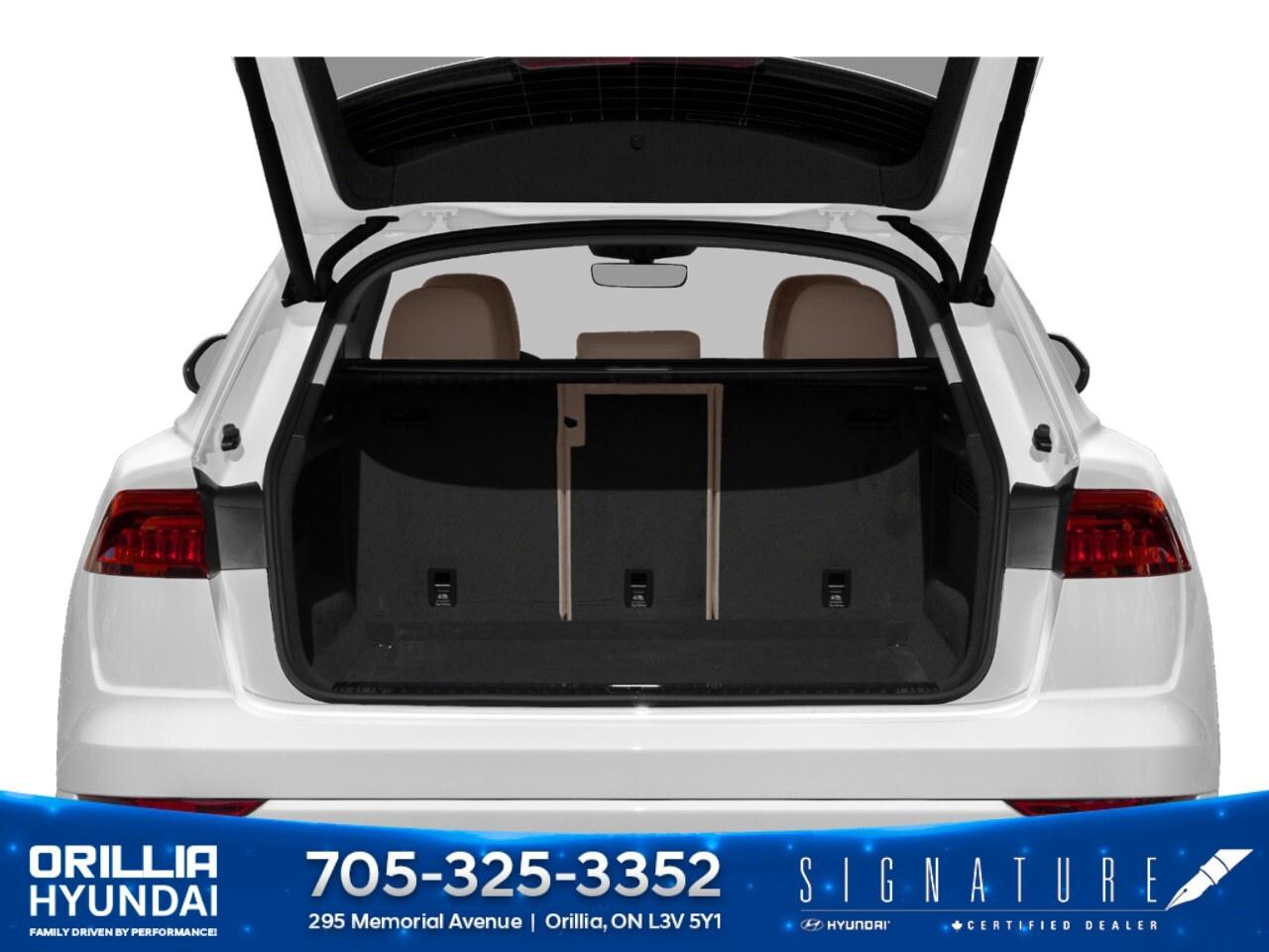 2023 Audi Q8 Progressiv 55 TFSI quattro Photo