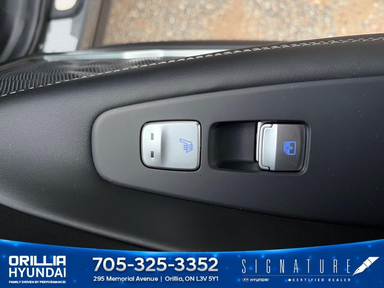 2023 Hyundai Santa Fe ULTIMATE CALLIGRAPHY AWD Photo