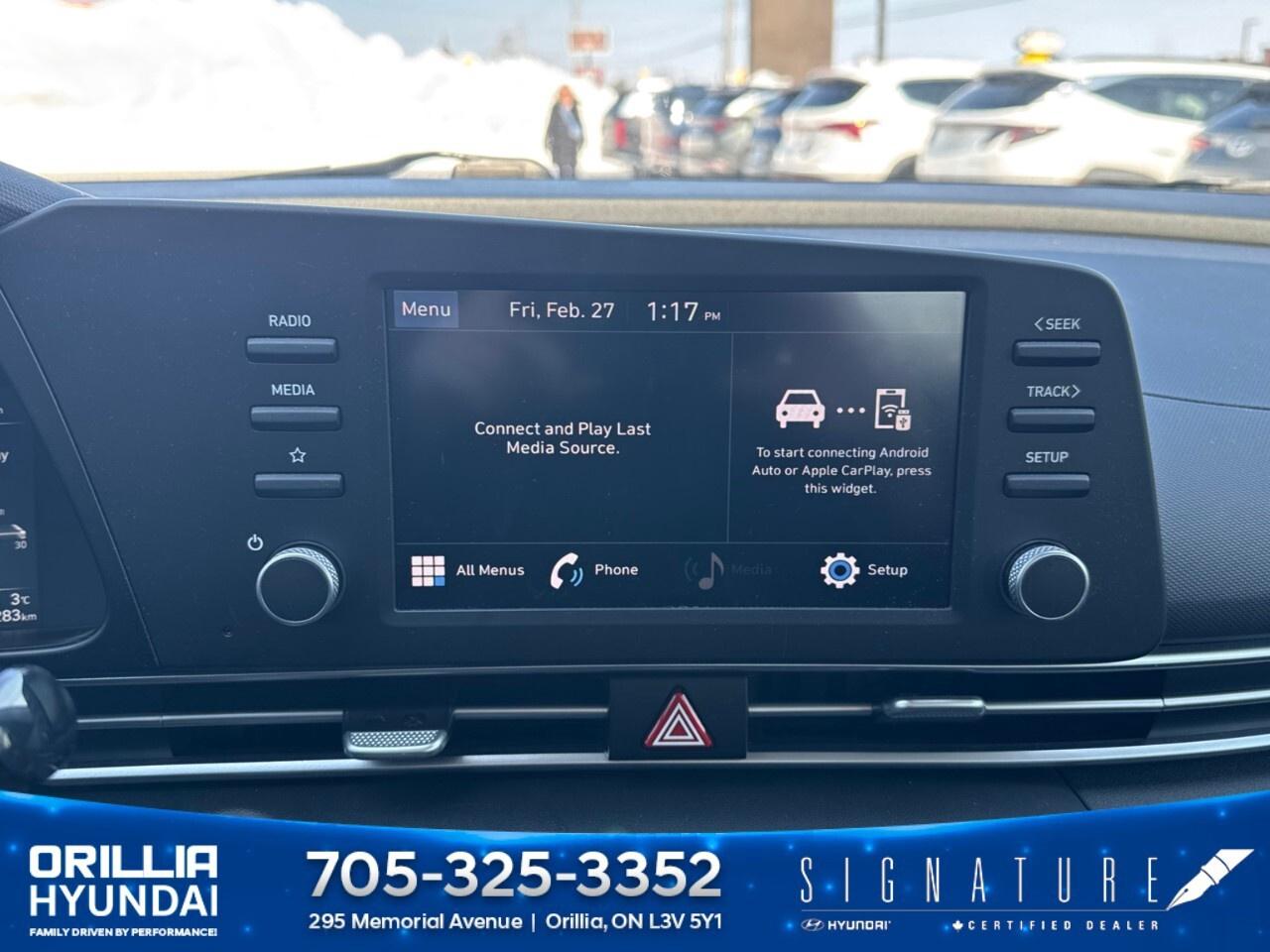 2023 Hyundai Elantra Preferred IVT Photo