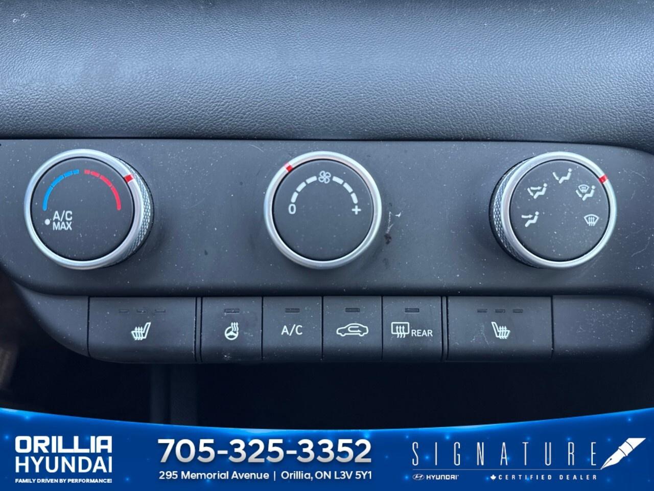 2023 Hyundai Elantra Preferred IVT Photo