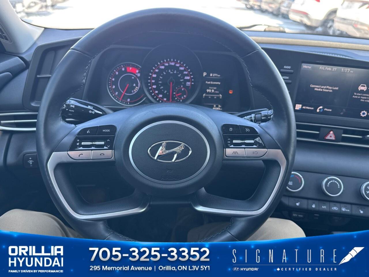 2023 Hyundai Elantra Preferred IVT Photo