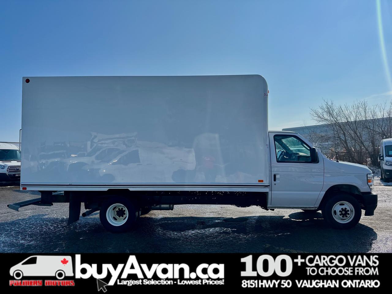 2024 Ford E-450 E-450 16FT Box Cube Gas + Ramp Photo