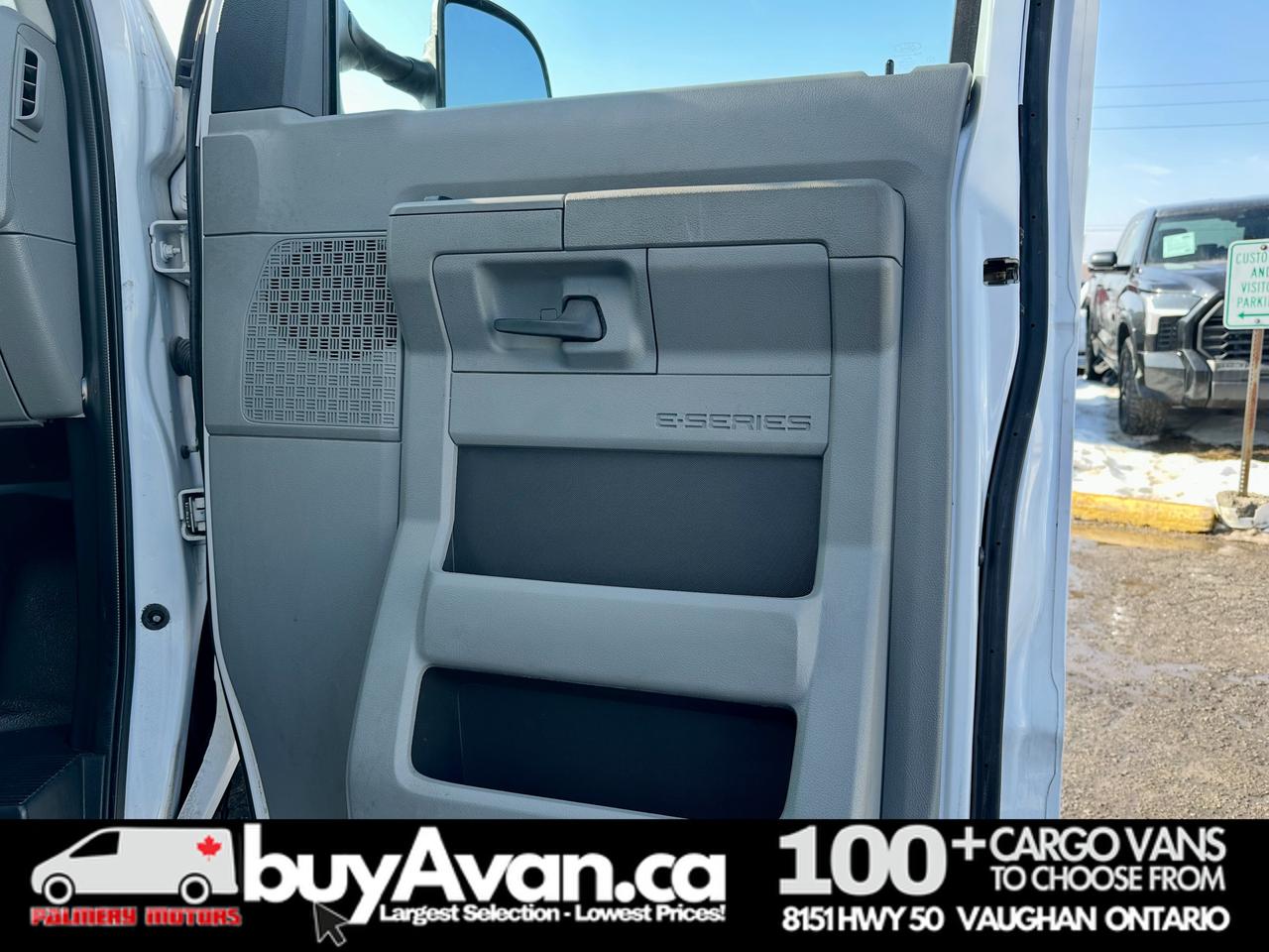 2024 Ford E-450 E-450 16FT Box Cube Gas + Ramp Photo