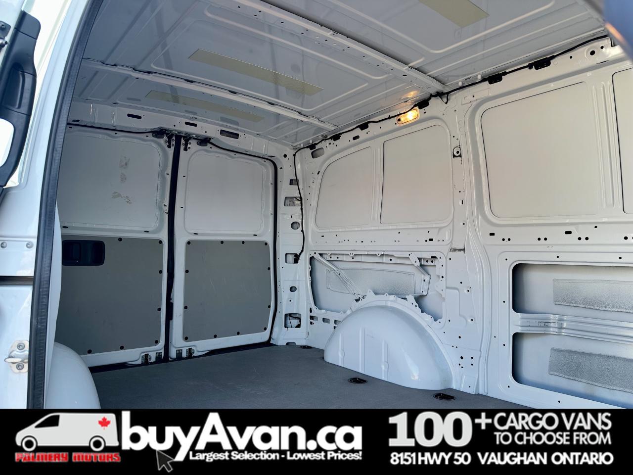 2023 Mercedes-Benz Metris Cargo Van Metris Cargo 126"WB + Divider Photo