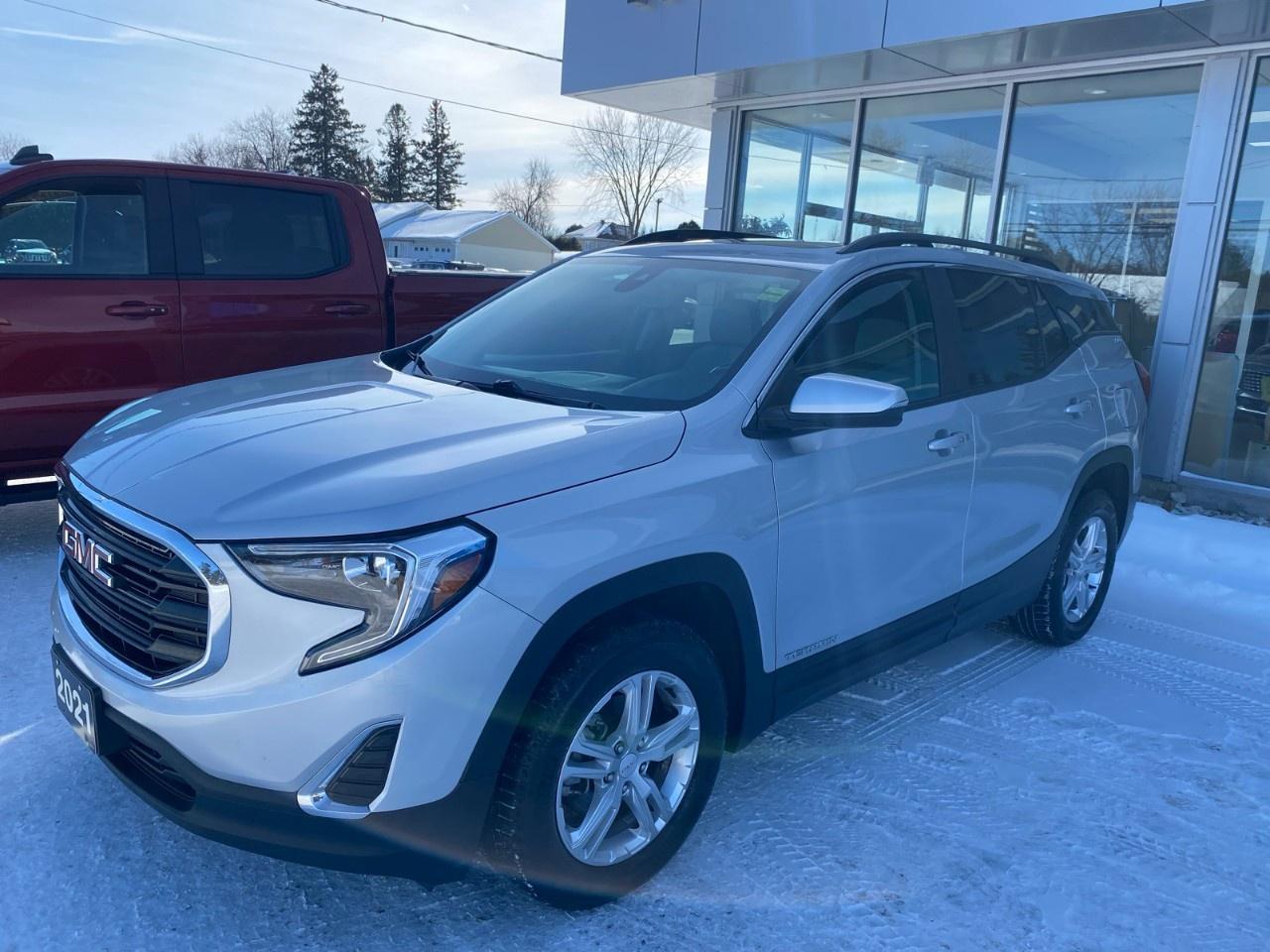 2021 GMC Terrain AWD SLE Photo0