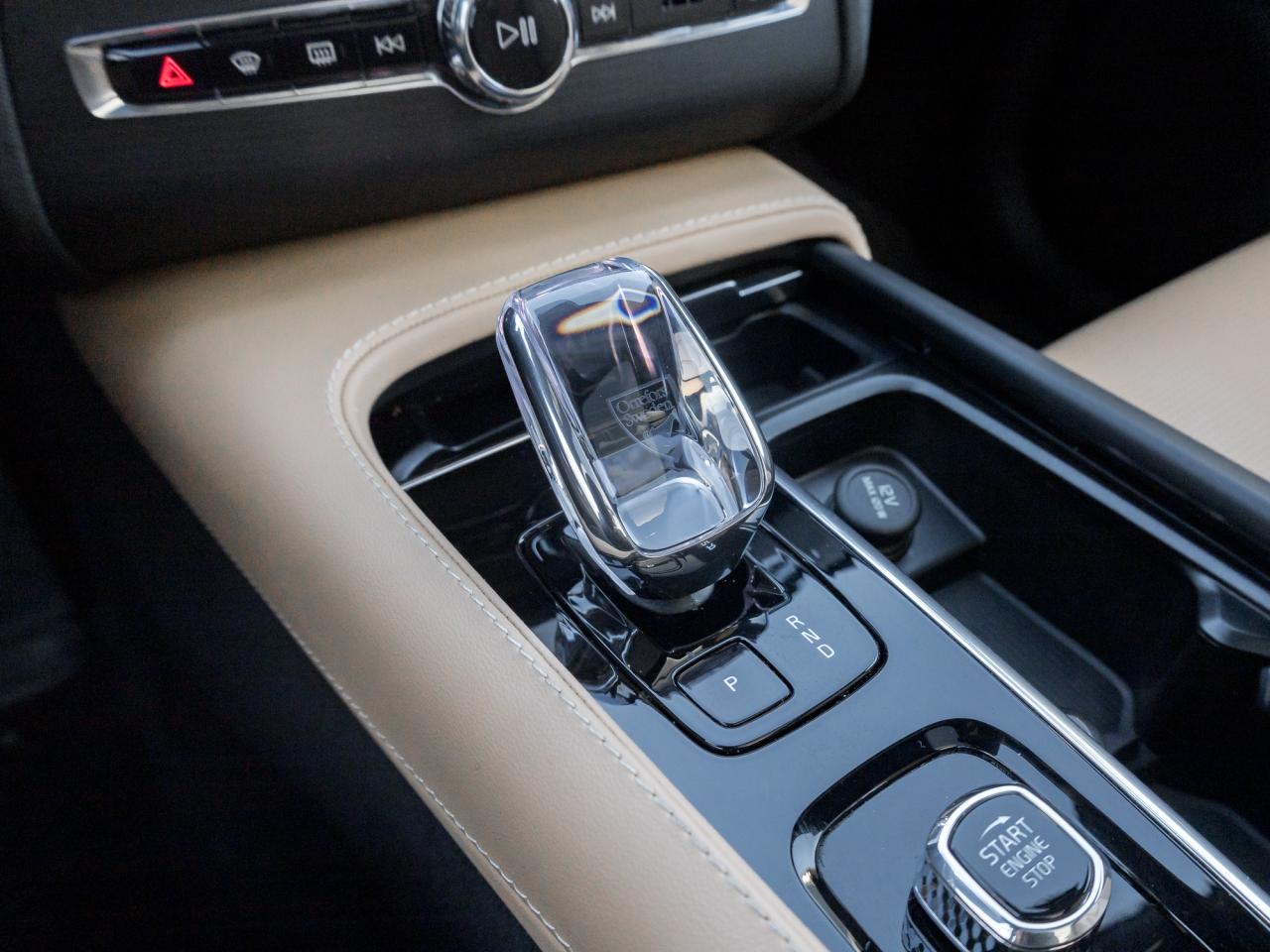 2024 Volvo XC90 Recharge T8 eAWD PHEV Ultimate 7-Seater TRADE IN  VOLVO CPO Photo