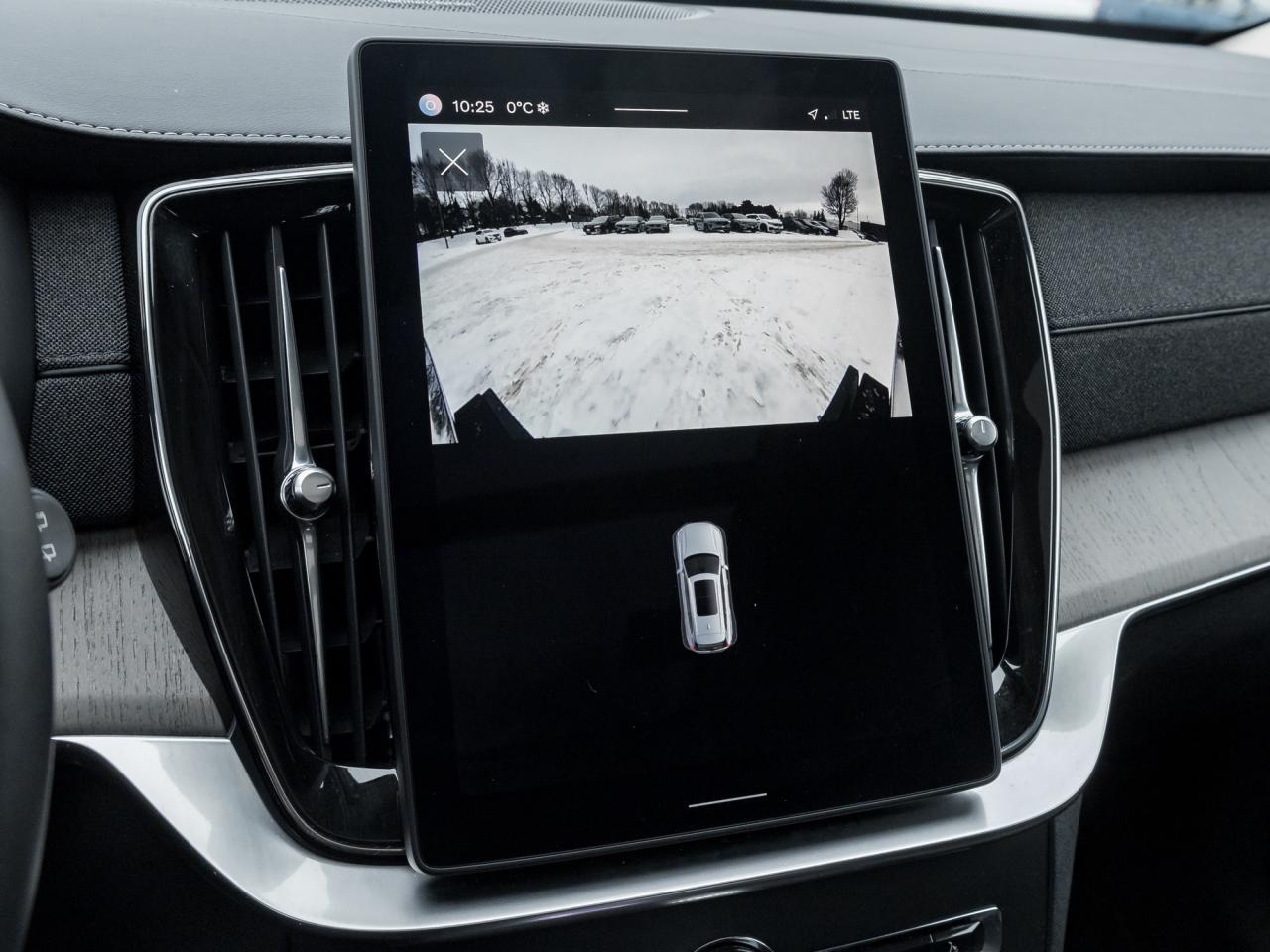 2025 Volvo XC90 2025.5 B6 AWD Ultra 7-Seater NEARLY NEW  VOLVO CPO Photo