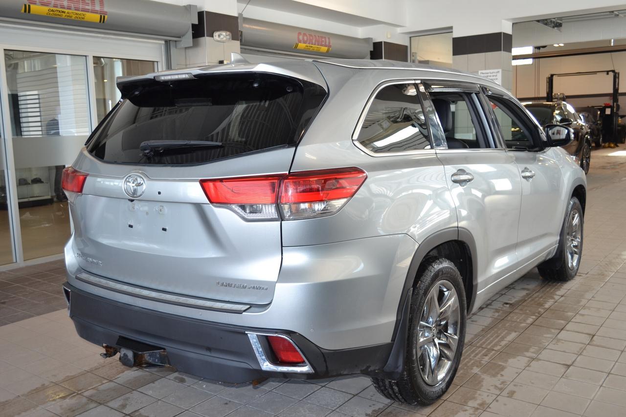 2019 Toyota Highlander LIMITED  Photo2