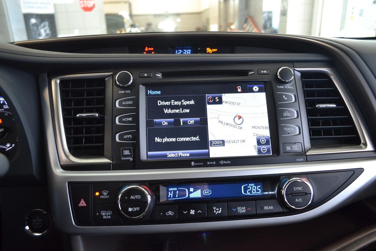 2019 Toyota Highlander LIMITED  Photo