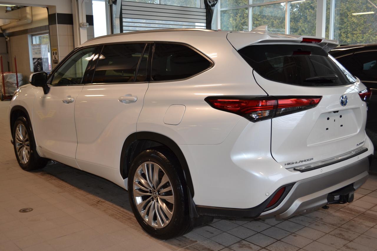 2023 Toyota Highlander Hybrid LIMITED Photo