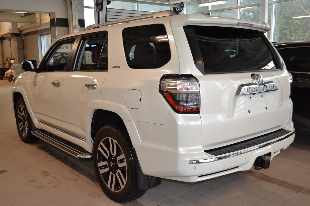 2019 Toyota 4Runner SR5 Photo
