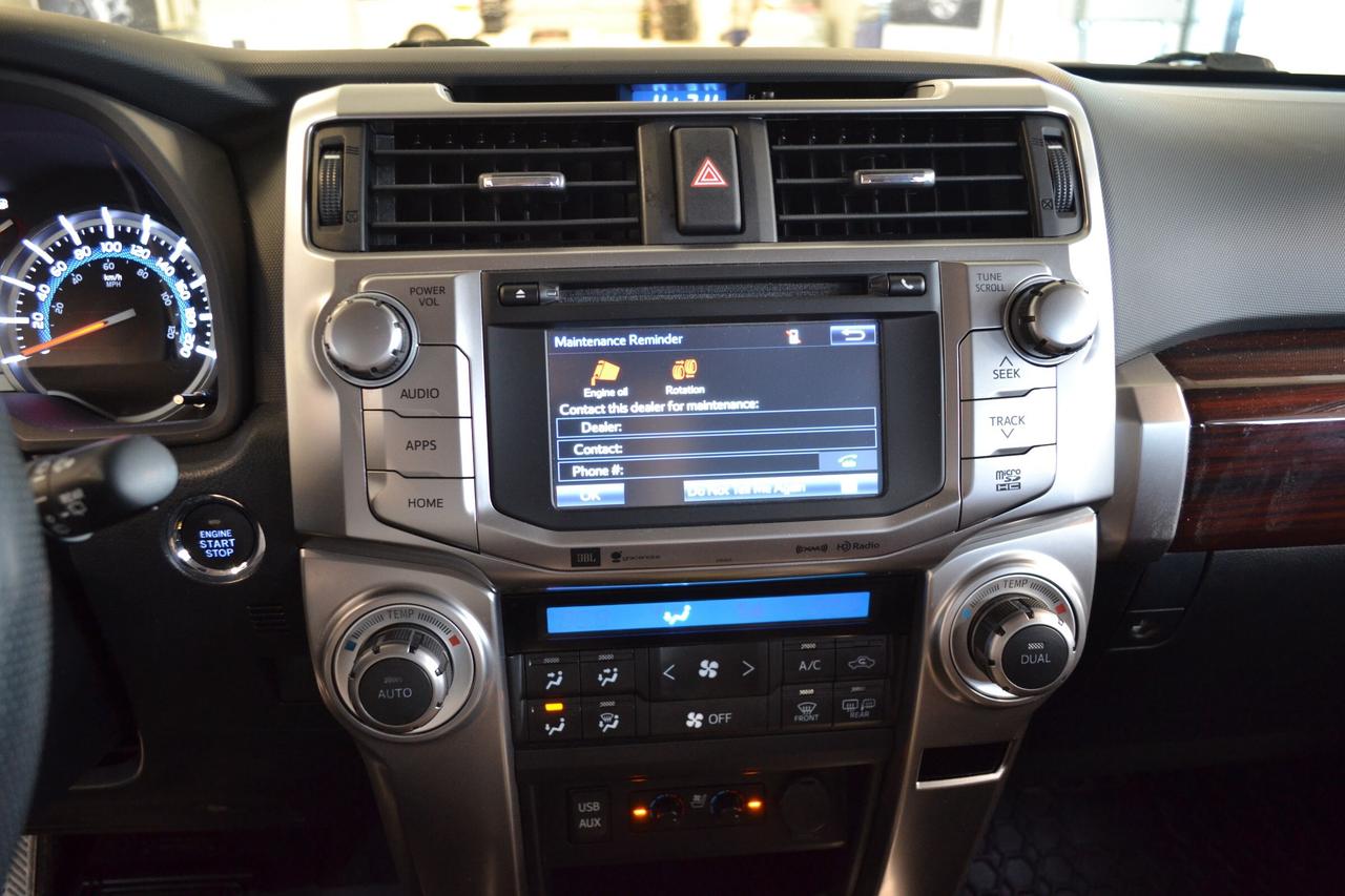 2019 Toyota 4Runner SR5 Photo