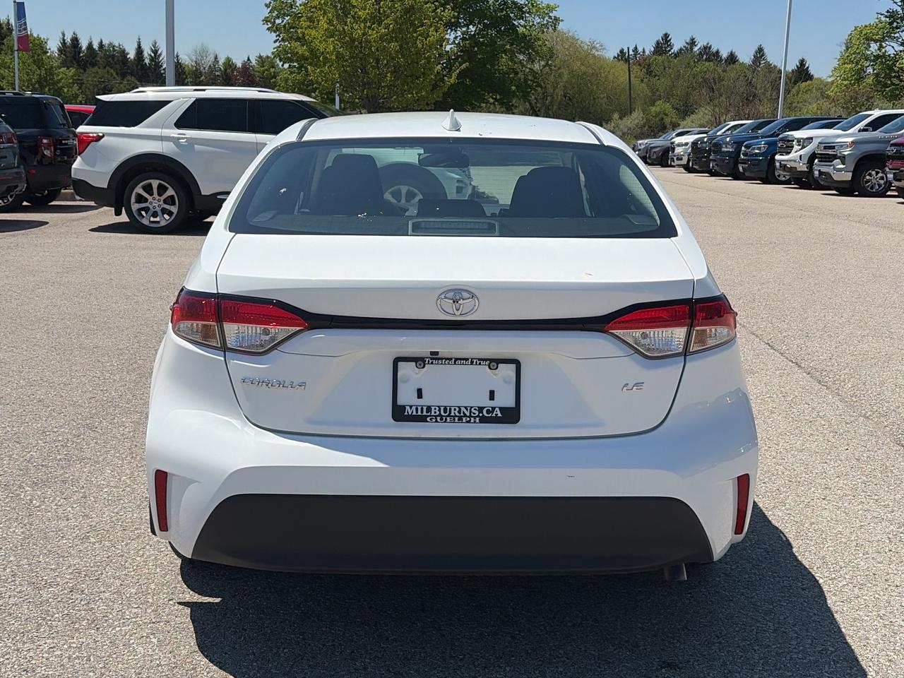 2024 Toyota Corolla LE   Heated Seats   Blind-spot   Lane Departure Photo4