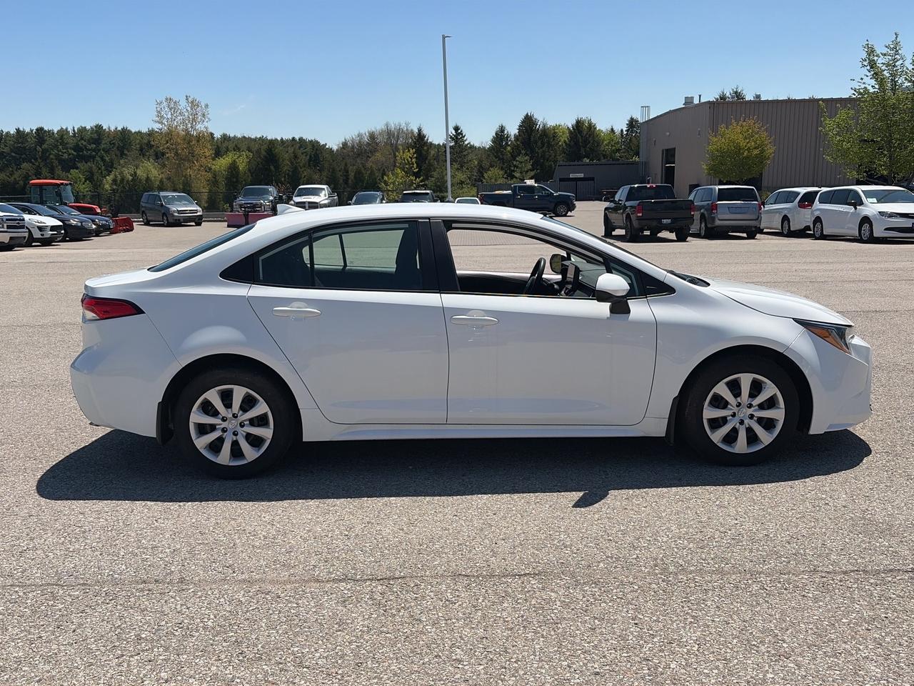 2024 Toyota Corolla LE   Heated Seats   Blind-spot   Lane Departure Photo2