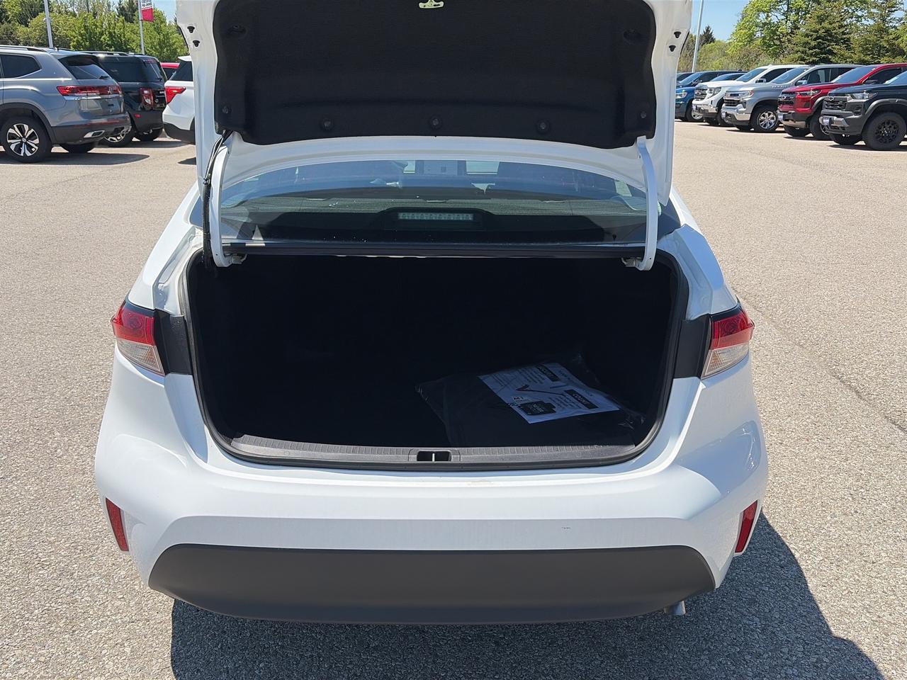 2024 Toyota Corolla LE   Heated Seats   Blind-spot   Lane Departure Photo