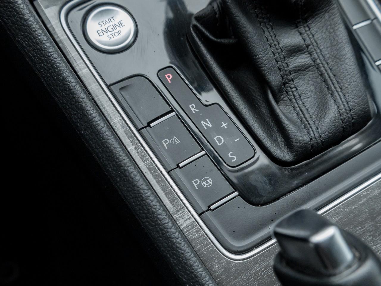 2017 Volkswagen Passat 1.8 TSI Comfortline 4dr Sedan Photo