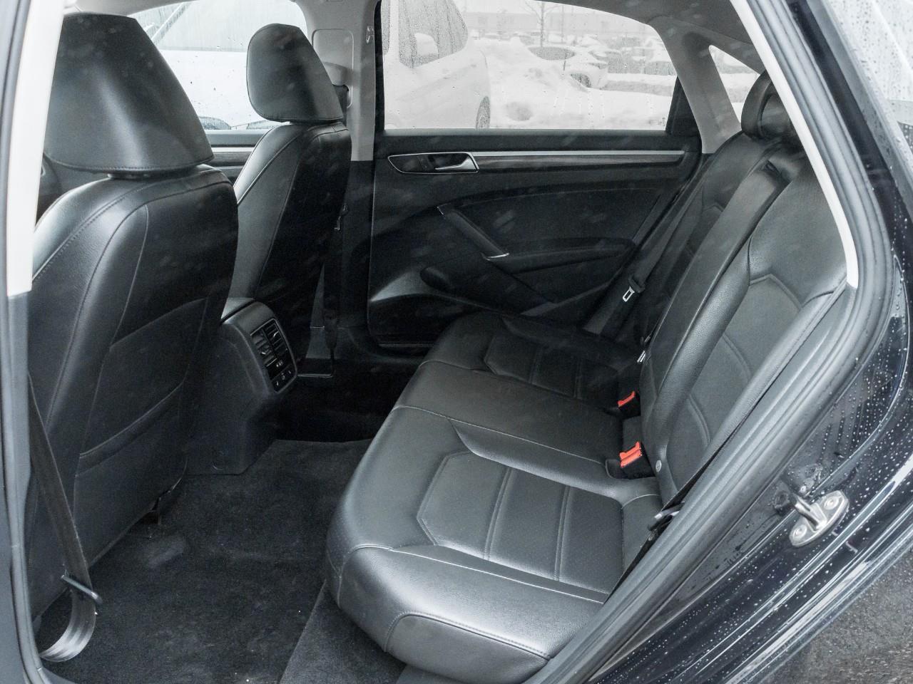 2017 Volkswagen Passat 1.8 TSI Comfortline 4dr Sedan Photo