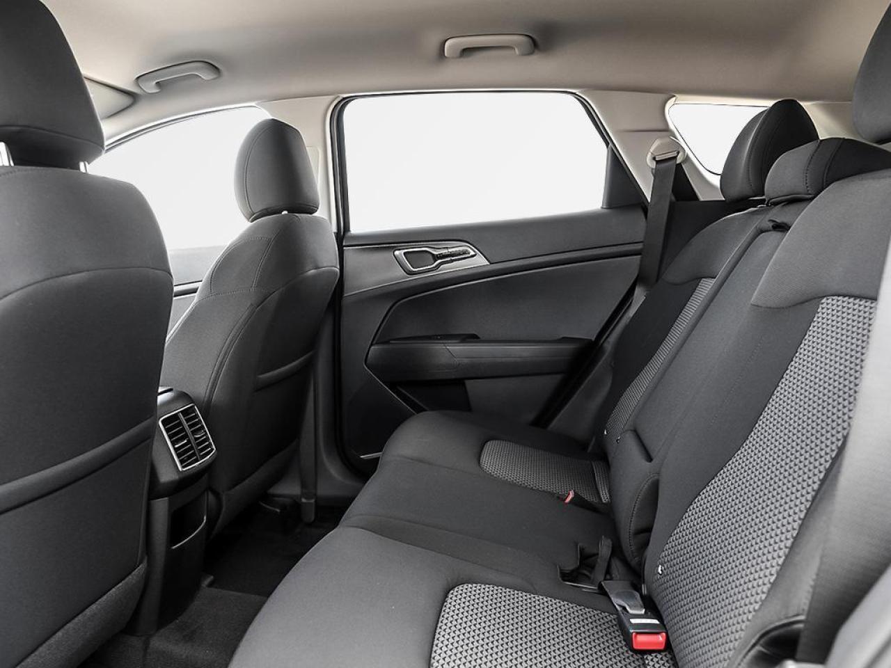 2024 Kia Sportage LX Demo CPO Warranty to 120Kms Photo