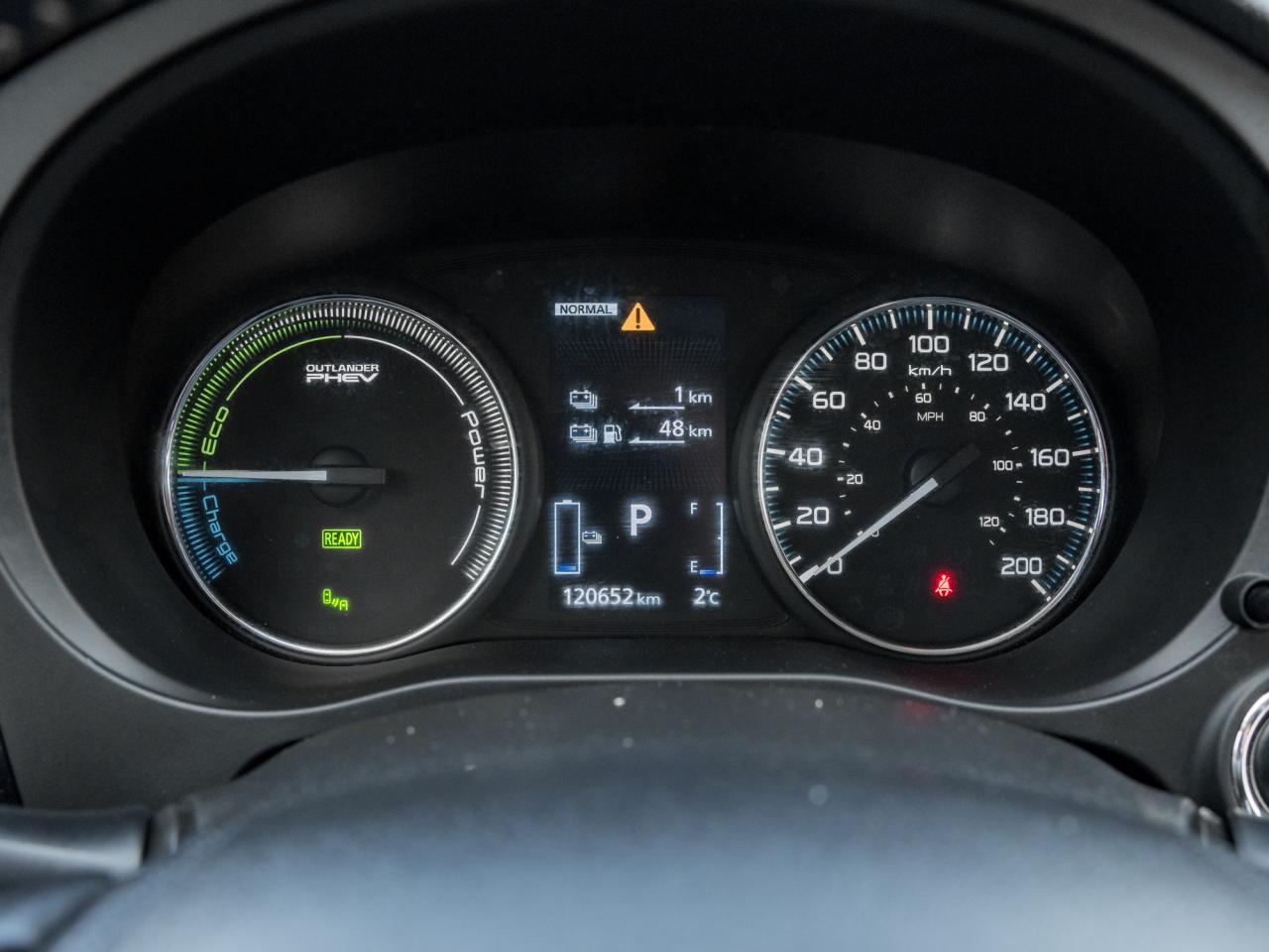 2020 Mitsubishi Outlander PHEV SE S-AWC  SAEFTY CERTIFIED FINANCE AS LOW AS 6.49% Photo