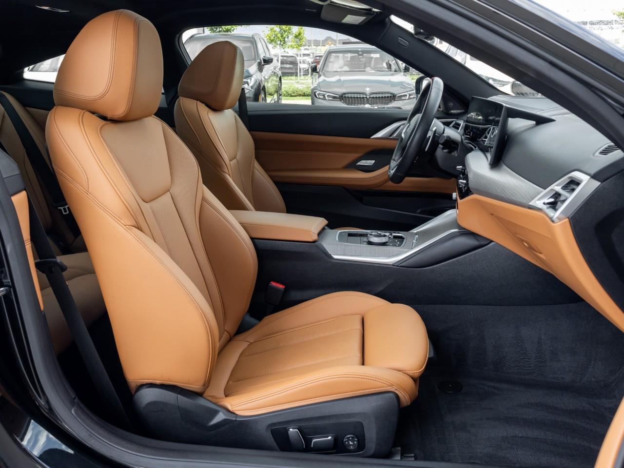 2026 BMW M440 i xDrive 2dr All-Wheel Drive Coupe Photo