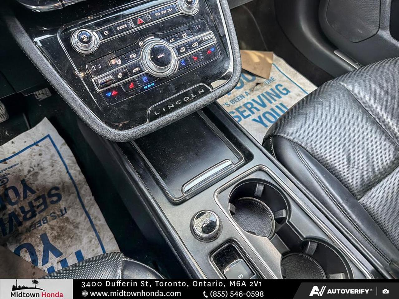 2020 Lincoln Corsair NAVIGATION   PANO ROOF   LANE KEEP ASSIST Photo