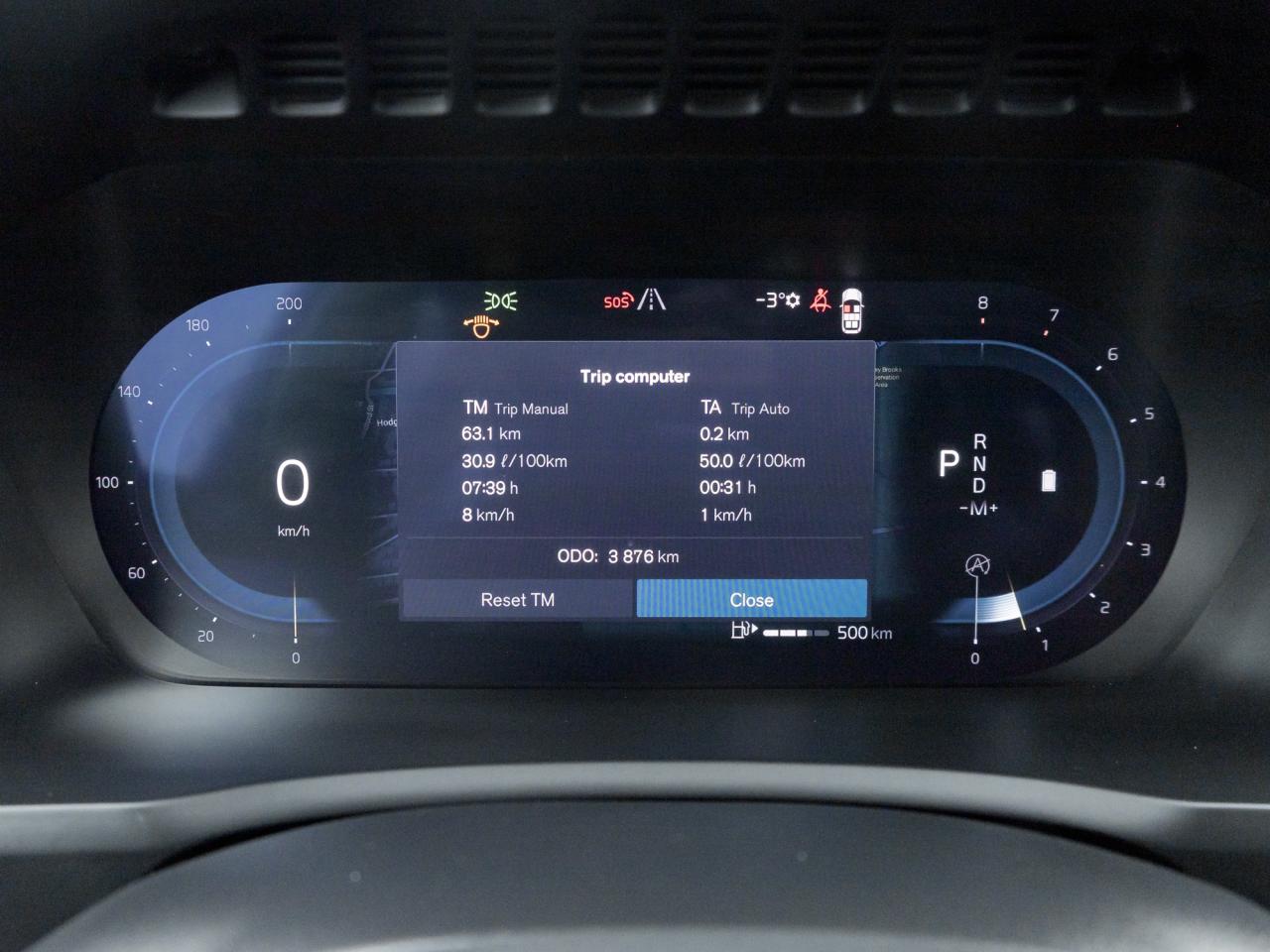 2025 Volvo XC90 2025.5 B6 AWD PLUS 7-Seater  ULTRA LOW MILEAGE Photo