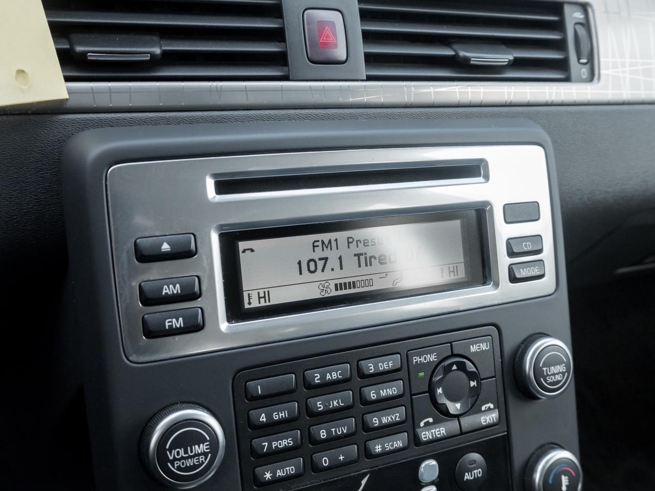 2010 Volvo XC70 5dr Wgn 3.2L  NO REPORTED ACCIDENTS  AS IS  TRADE Photo