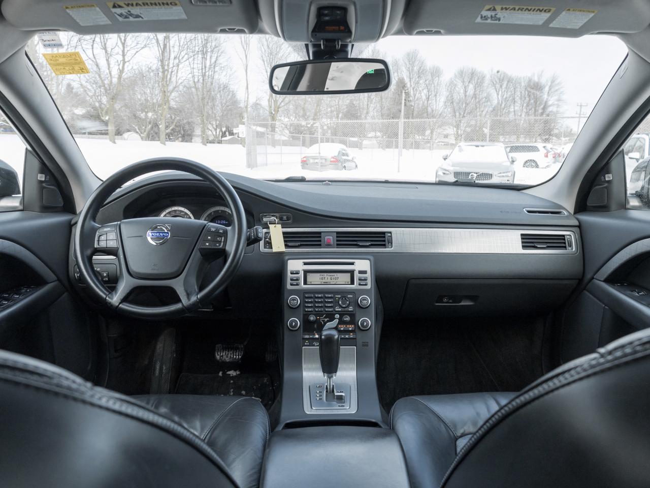 2010 Volvo XC70 5dr Wgn 3.2L  NO REPORTED ACCIDENTS  AS IS  TRADE Photo