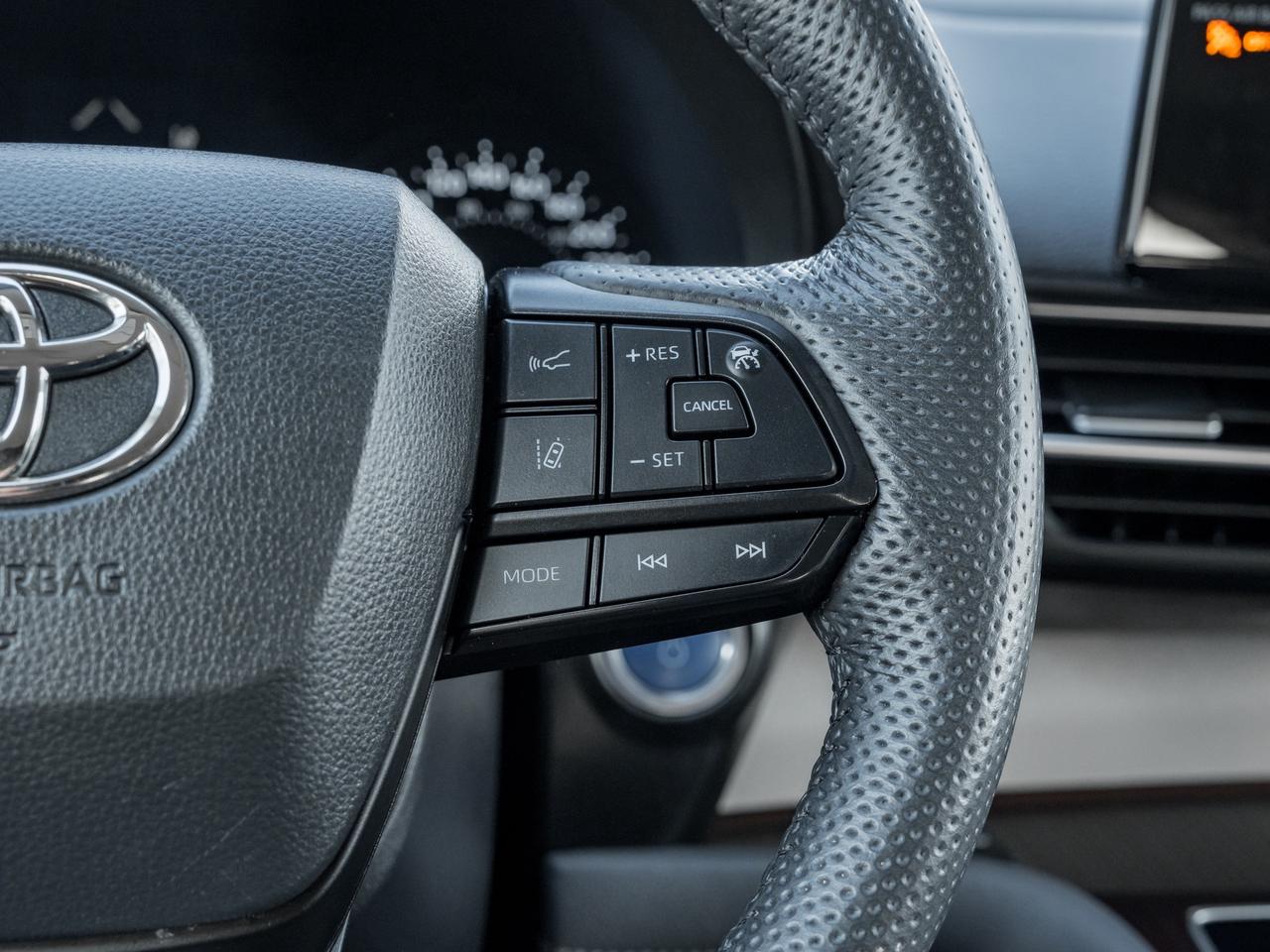 2024 Toyota Sienna LE 8-Passenger FWD  LOW KM FINANCE AS LOW AS 6.29% Photo