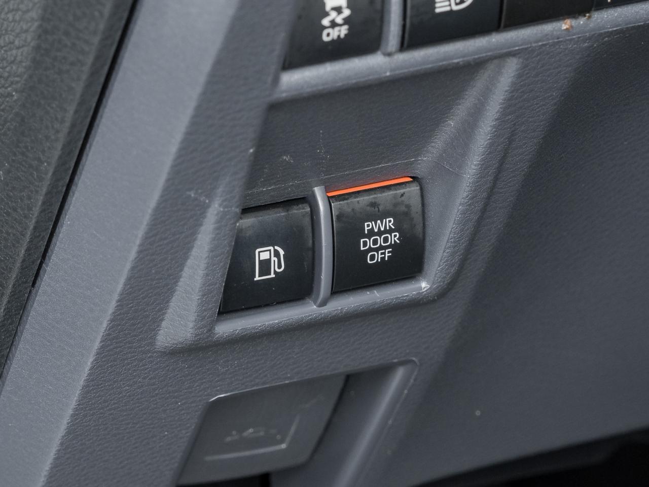 2024 Toyota Sienna LE 8-Passenger FWD  LOW KM FINANCE AS LOW AS 6.29% Photo