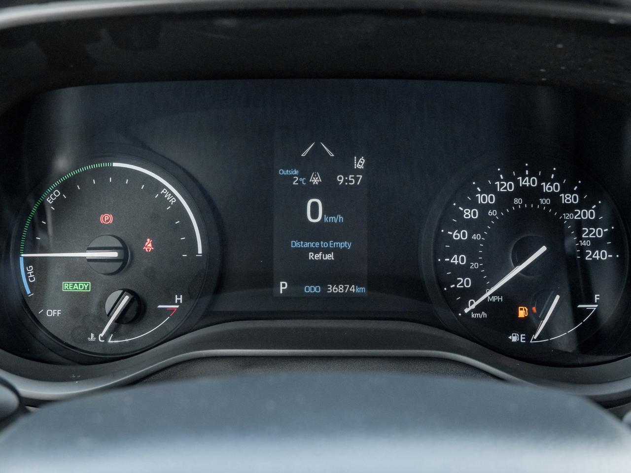 2024 Toyota Sienna LE 8-Passenger FWD  LOW KM FINANCE AS LOW AS 6.49% Photo