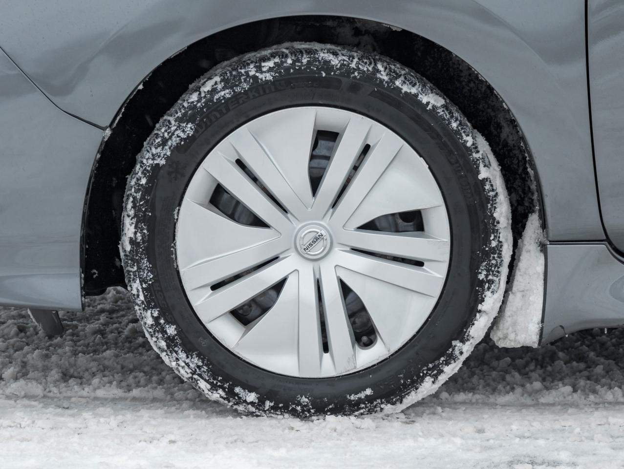 2018 Nissan Leaf S Hatchback   AS IS Photo4